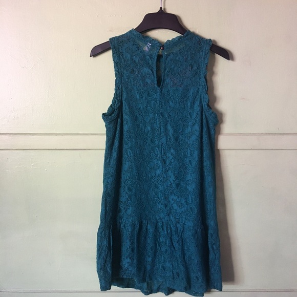 Emerald Green Dress - Picture 3 of 5